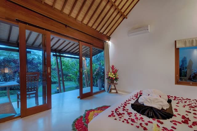 One Bedroom Pool View Villa
