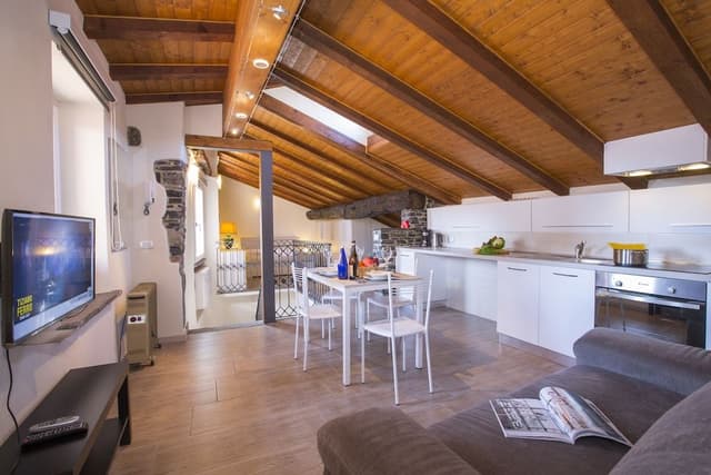 Studio (Attic)