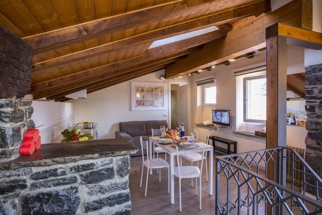 Studio (Attic)