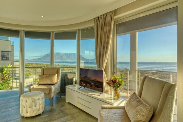 Panoramic Ocean View Suite