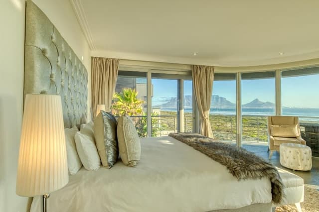 Panoramic Ocean View Suite