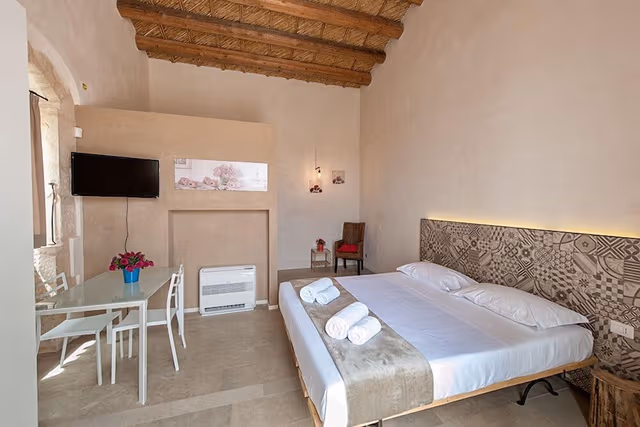 Deluxe Studio (4 people)