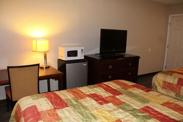 Room, 2 Queen Beds, Non Smoking