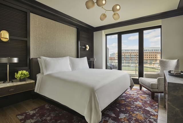 Harbor Balcony One Bedroom Suite