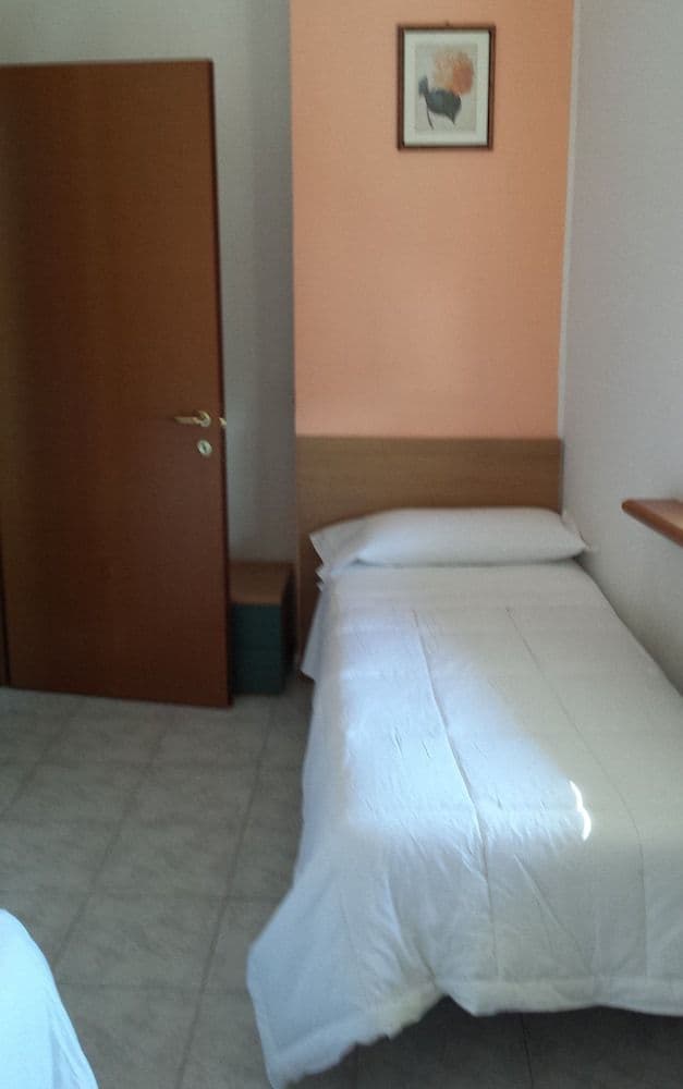 Family Room, 2 Bedrooms