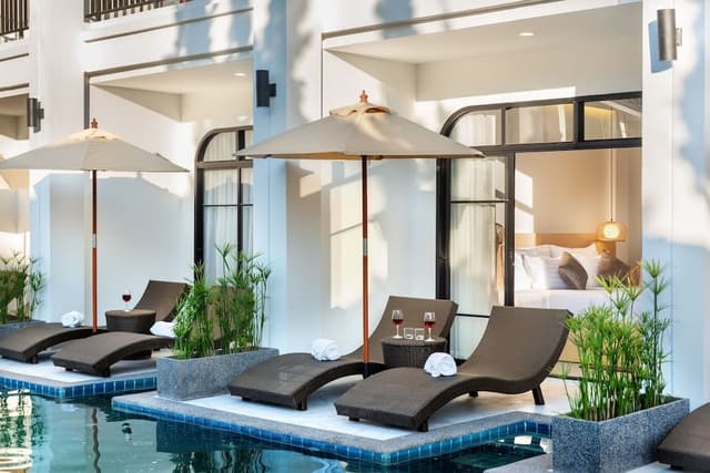Deluxe Double Room, Pool Access