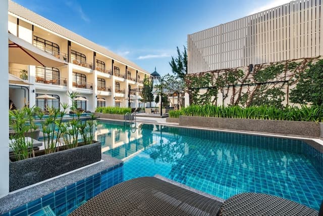 Deluxe Double Room, Pool Access