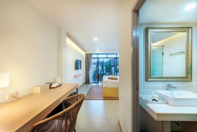 Deluxe Twin Room