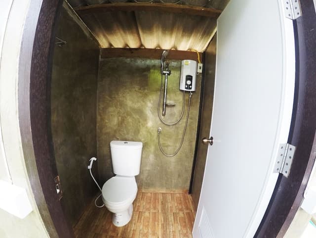 4 Beds Male Dormitory (C Zone)