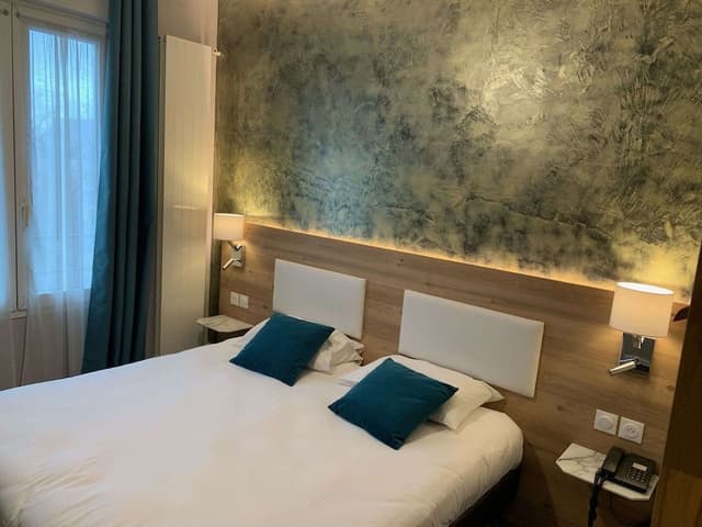 Comfort Room (1 or 2 Persons)