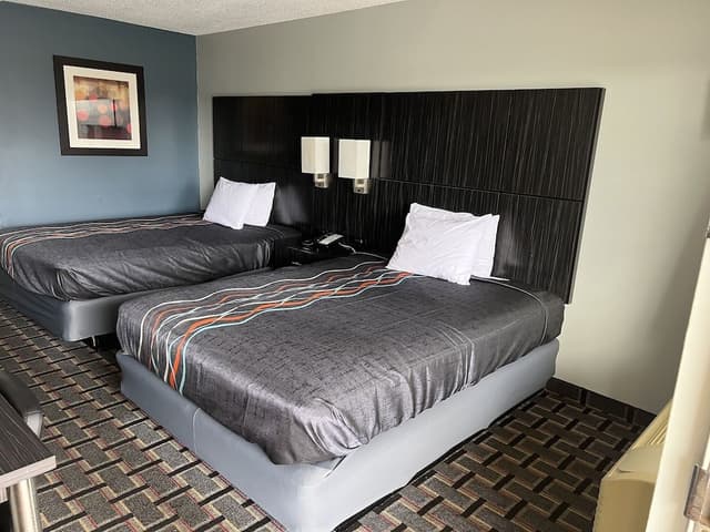 Double Room, 2 Queen Beds, Smoking
