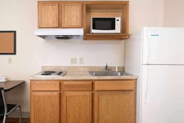 Room, 1 Queen Bed, Accessible, Non Smoking (Bathtub, Sofa)