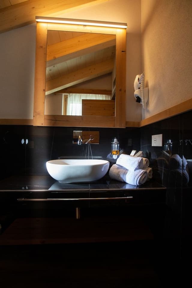 Suite, 1 King Bed, Fireplace