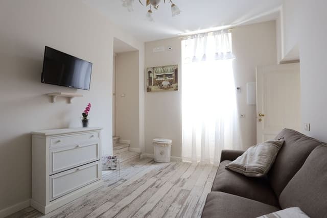 Standard Townhome, Terrace