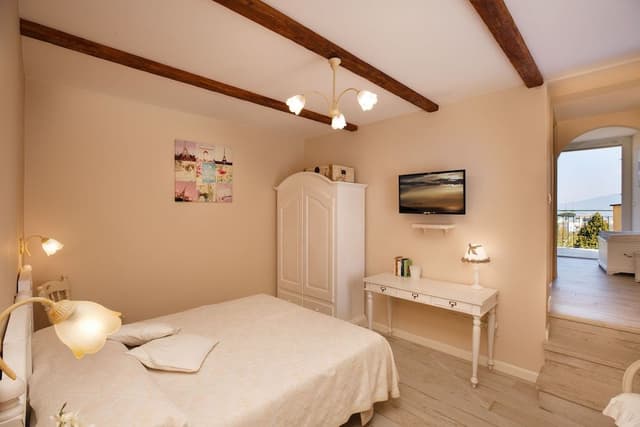 Superior Townhome, Terrace