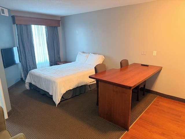 Basic Studio, 2 Queen Beds, Non Smoking