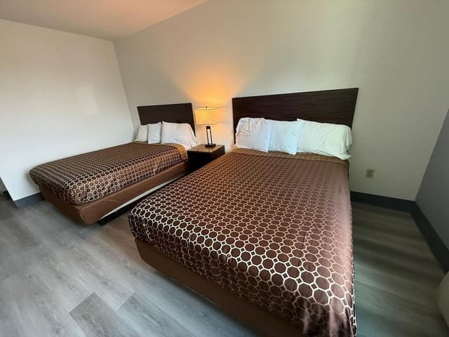 Standard Room, 2 Queen Beds, Non Smoking