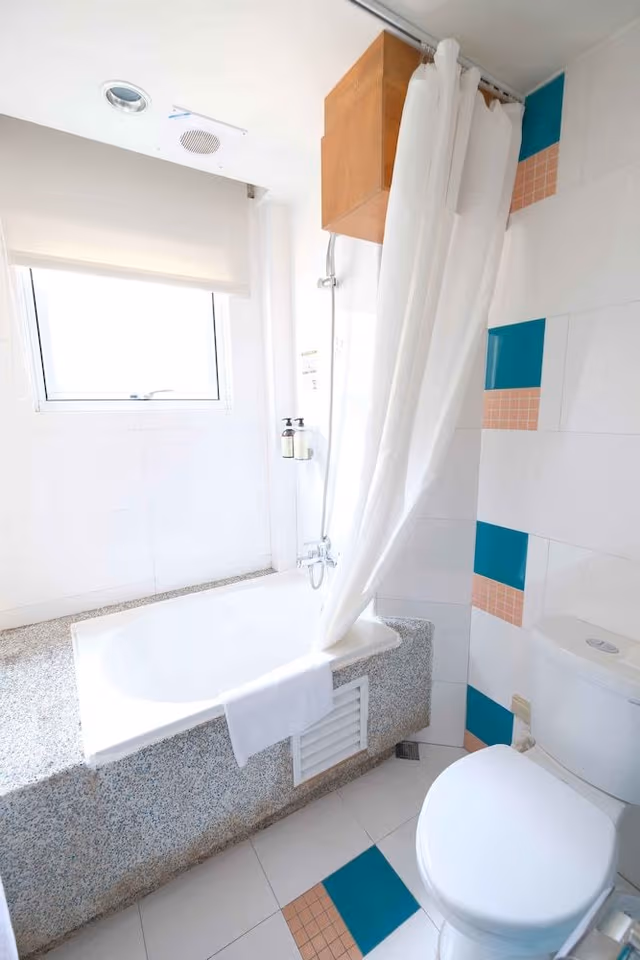 Duplex Double Room with Bathtub