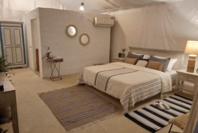 Mud cottage / Jasmine Cottage / Forest tent