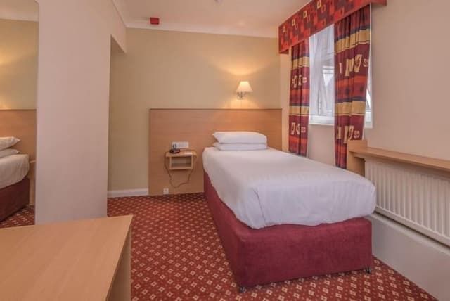 Standard Single Room