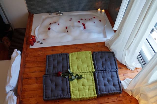 Deluxe Double Room, Jetted Tub