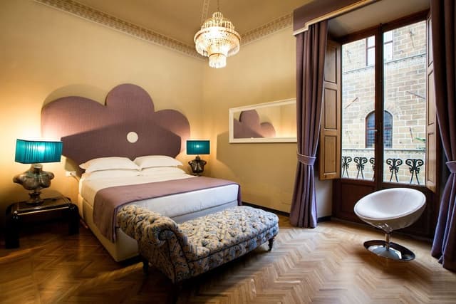Luxury Apartment, Multiple Bedrooms, City View