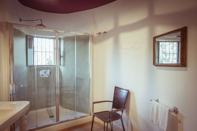 Deluxe Double Room, 1 King Bed, Garden View