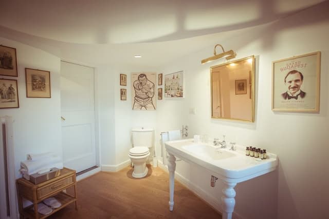 Deluxe Double Room, 1 King Bed, Garden View