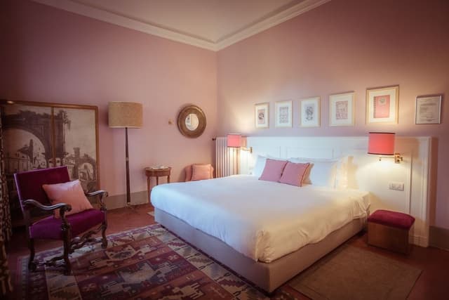 Deluxe Double Room, 1 King Bed, Garden View