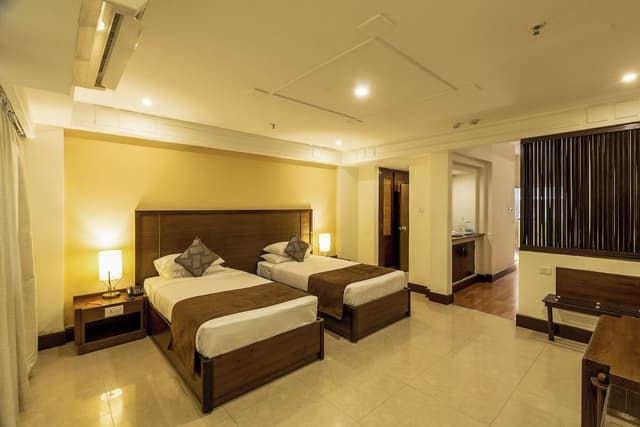 Ivory Suite Room
