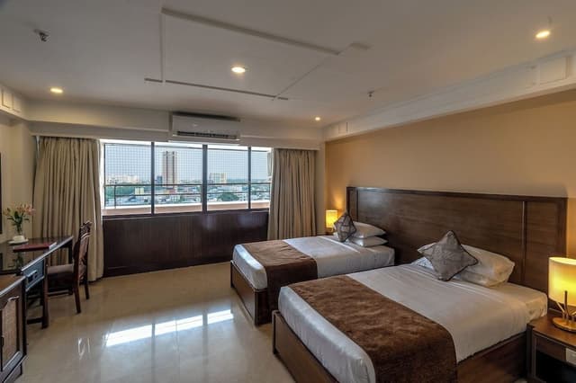 Ivory Suite Room