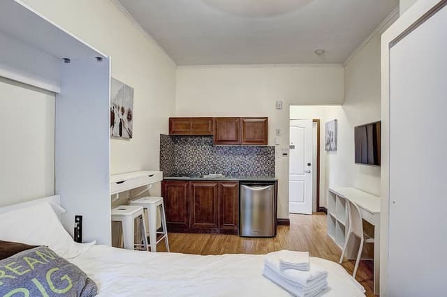 Exclusive Studio, 1 Double Bed (#301)