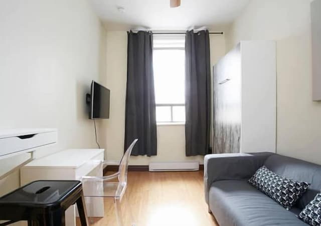Exclusive Studio, 1 Twin Bed (#304)