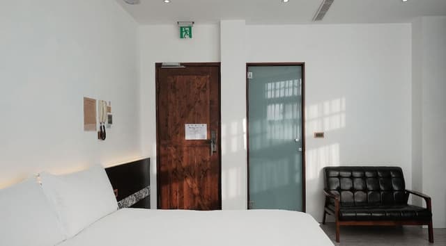 Large Double Room