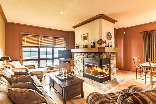 Equinoxe150-8, 3 Bedrooms