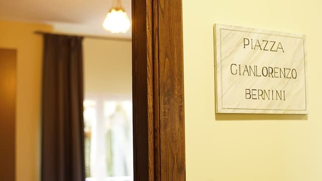 Deluxe Double Room, Private Bathroom (Suite Bernini)