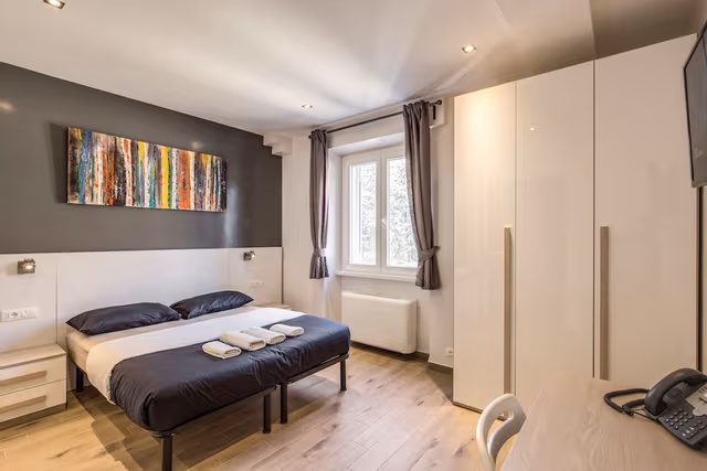 Double or Twin Room, Private Bathroom