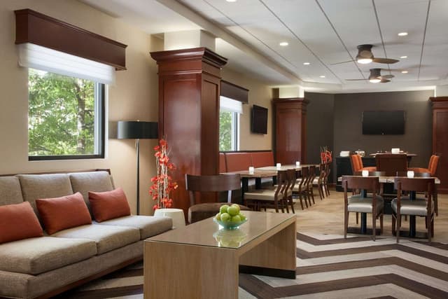 1 KNG 1BDRM SUITE EXECUTIVE FLOOR