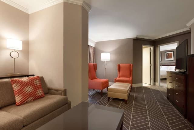1 KING BED EXECUTIVE FLOOR