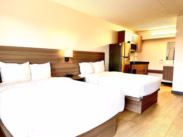 Exclusive 2 Double Bedroom with Kitchenette
