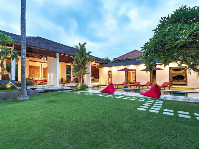 Villa, Smoking