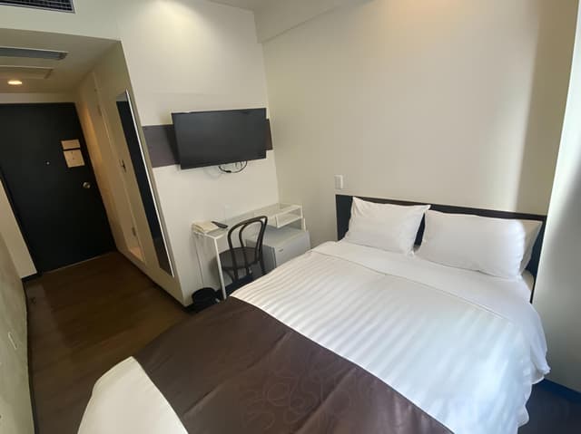 Small Double Bed Room Non-Smoking