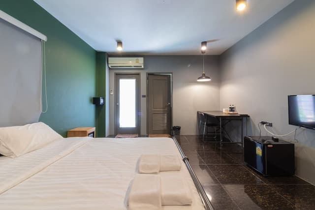 Deluxe Single Room