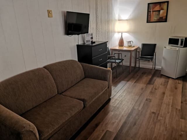 Deluxe Room, 1 Queen Bed
