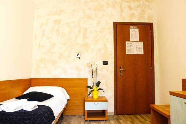 Deluxe Single Room