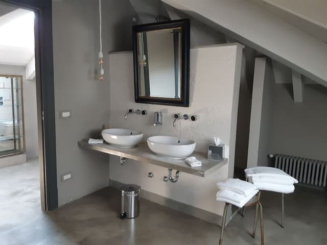 Elite Studio Suite, 1 King Bed, Non Smoking