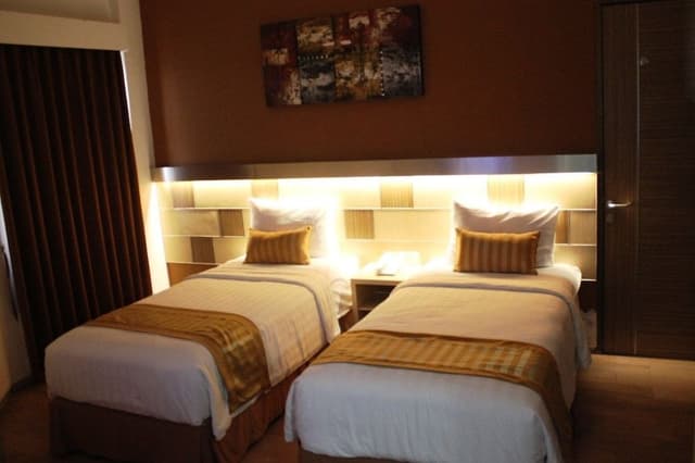 Deluxe Twin Room