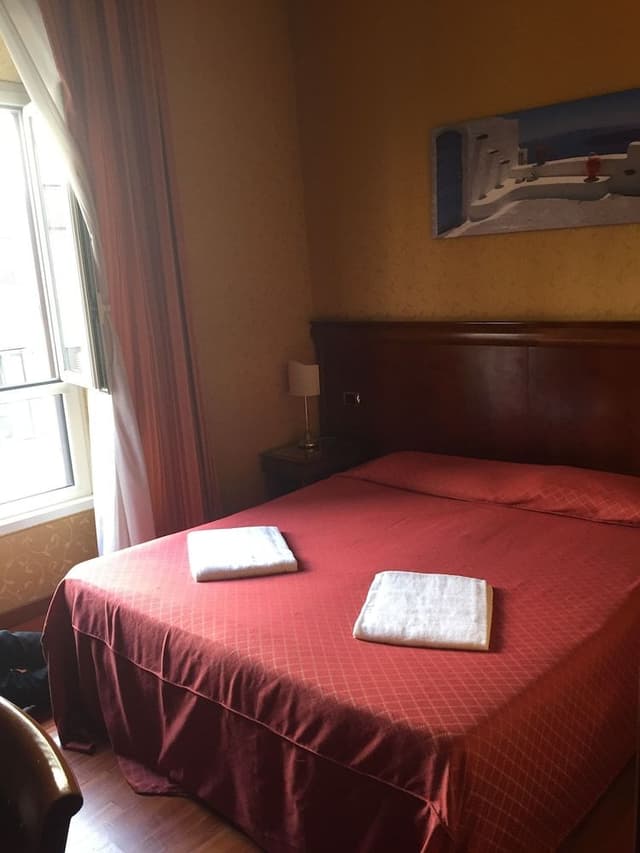 Standard Double or Twin Room, Private Bathroom