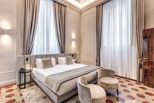 Deluxe Suite, 1 King Bed