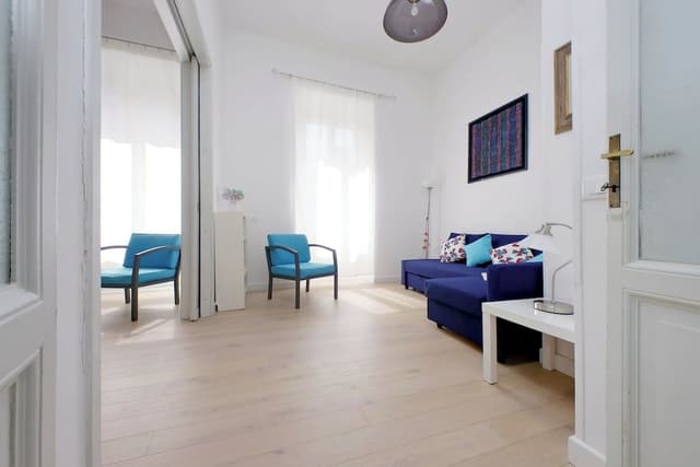 Apartment (2 Bedrooms)
